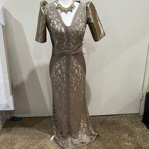 Tadashi Shoji Tan Sheath Dress with Puff Sleeves and V-Neck